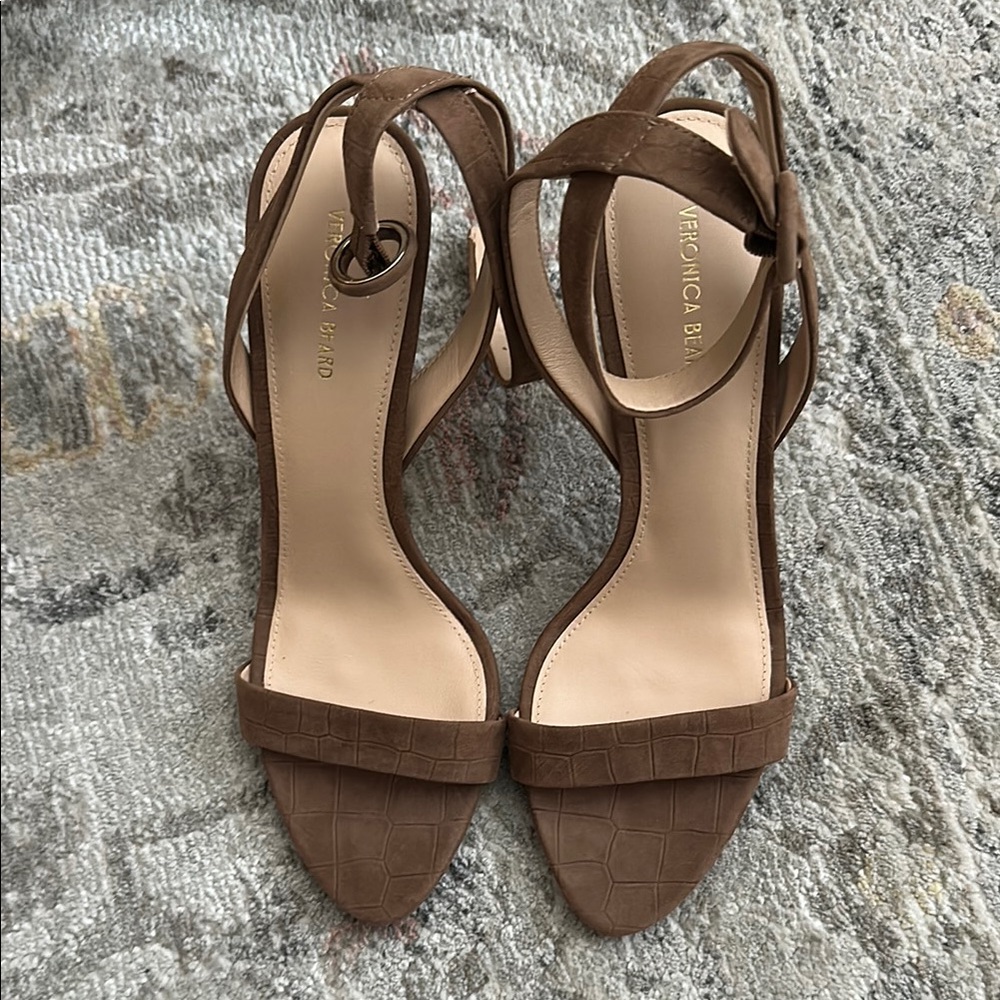 Veronica Beard Brown Sandals NWOT